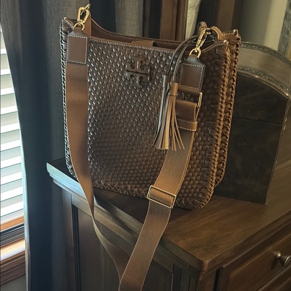 Tory Burch Brown Woven Crossbody Bag - Picture 8 of 16